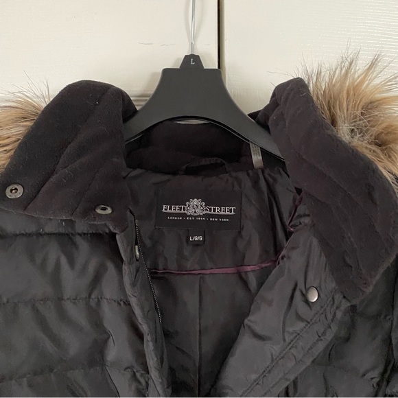 Women's Classic Down Coat with Faux-Fur Hood, size L NWT - Picture 11 of 14